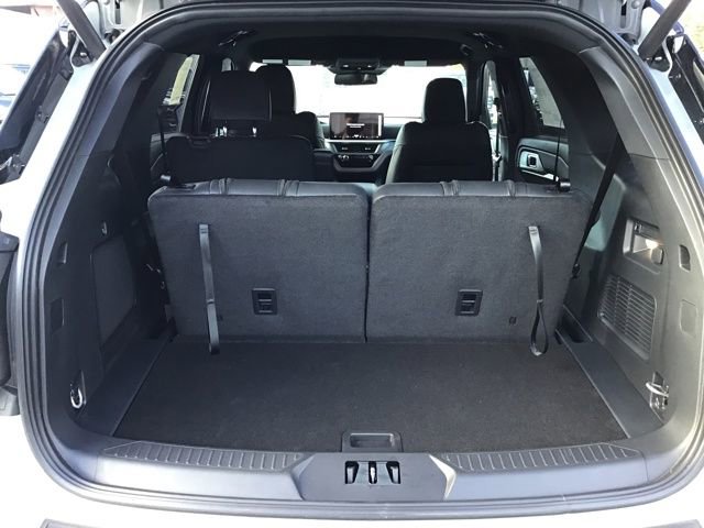 New 2026 Ford Explorer ST-Line w/ ST-Line Street Pack RWD image 20