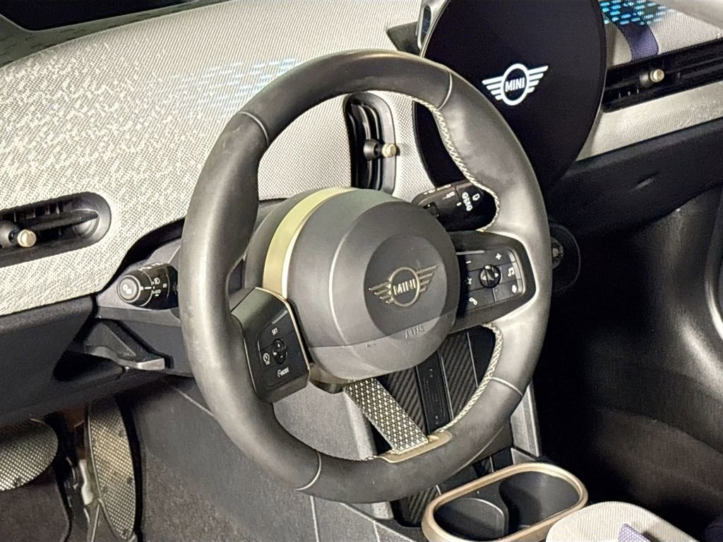 Used 2025 MINI Cooper S image 13