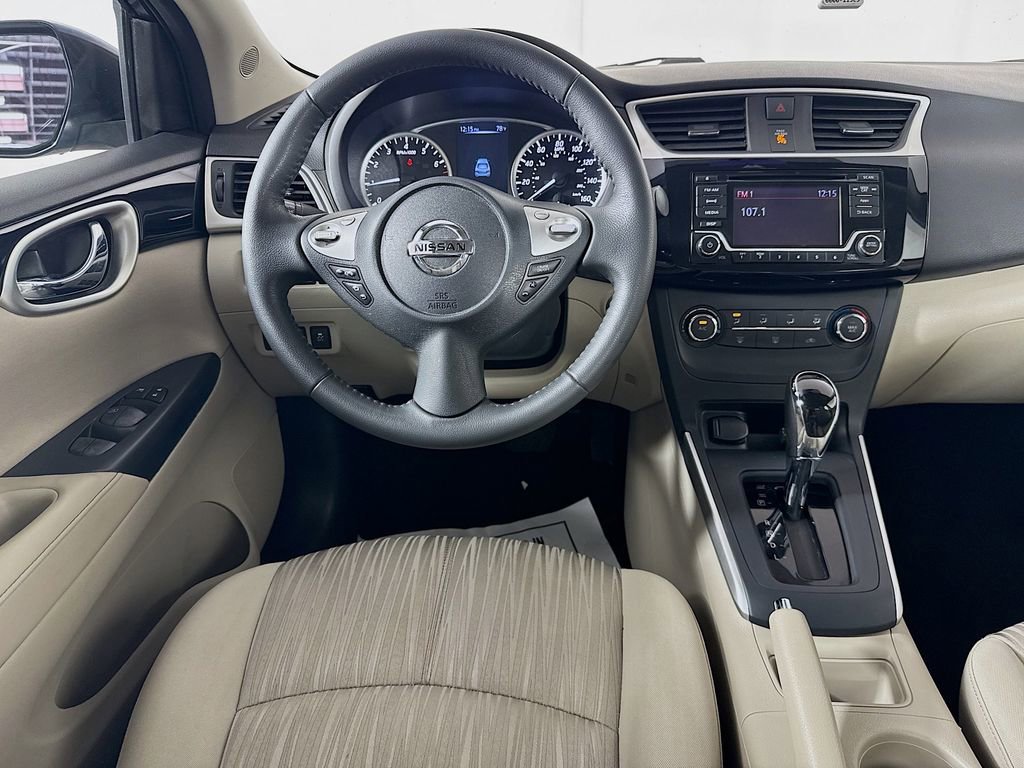 Used 2016 Nissan Sentra SV FWD image 25