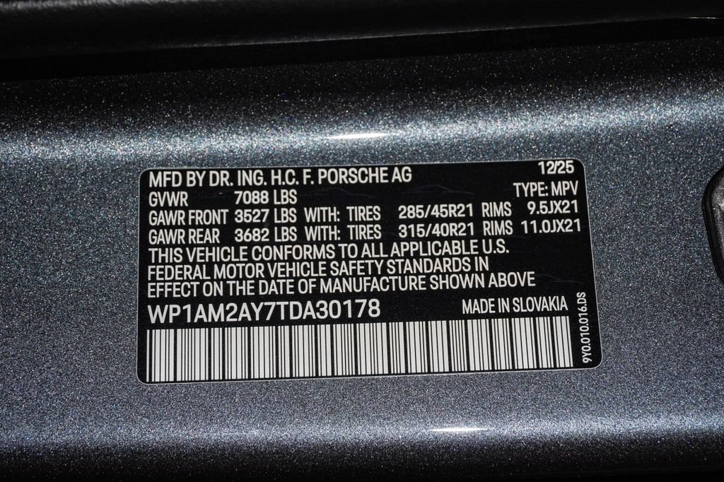 New 2026 Porsche Cayenne Turbo AWD/4WD image 31