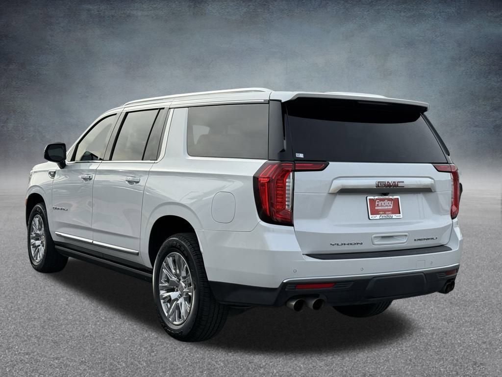 Used 2022 GMC Yukon XL Denali image 6