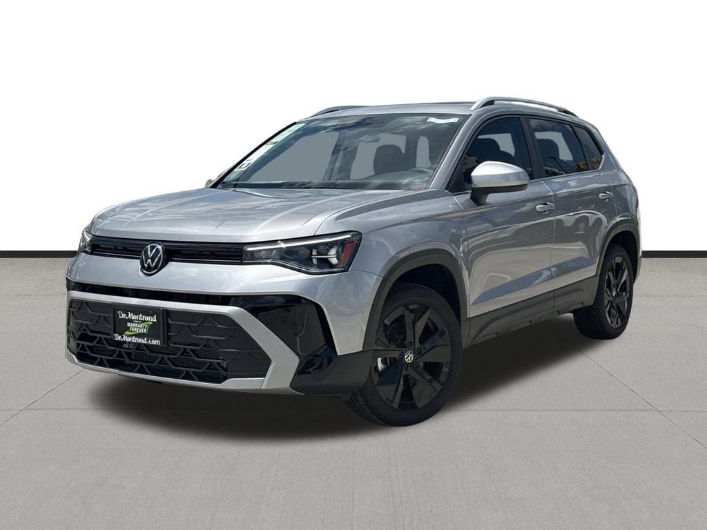 New 2026 Volkswagen Taos SE FWD image 1