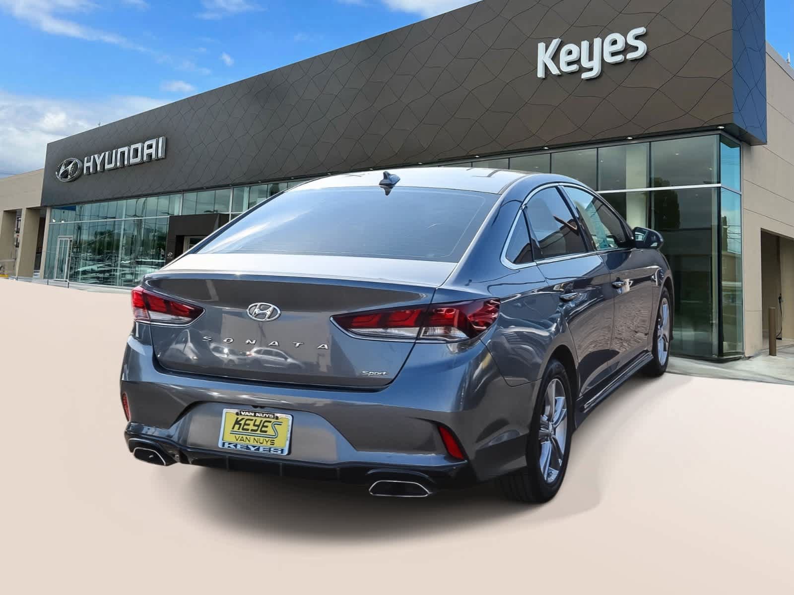 Used 2018 Hyundai Sonata Sport FWD image 4
