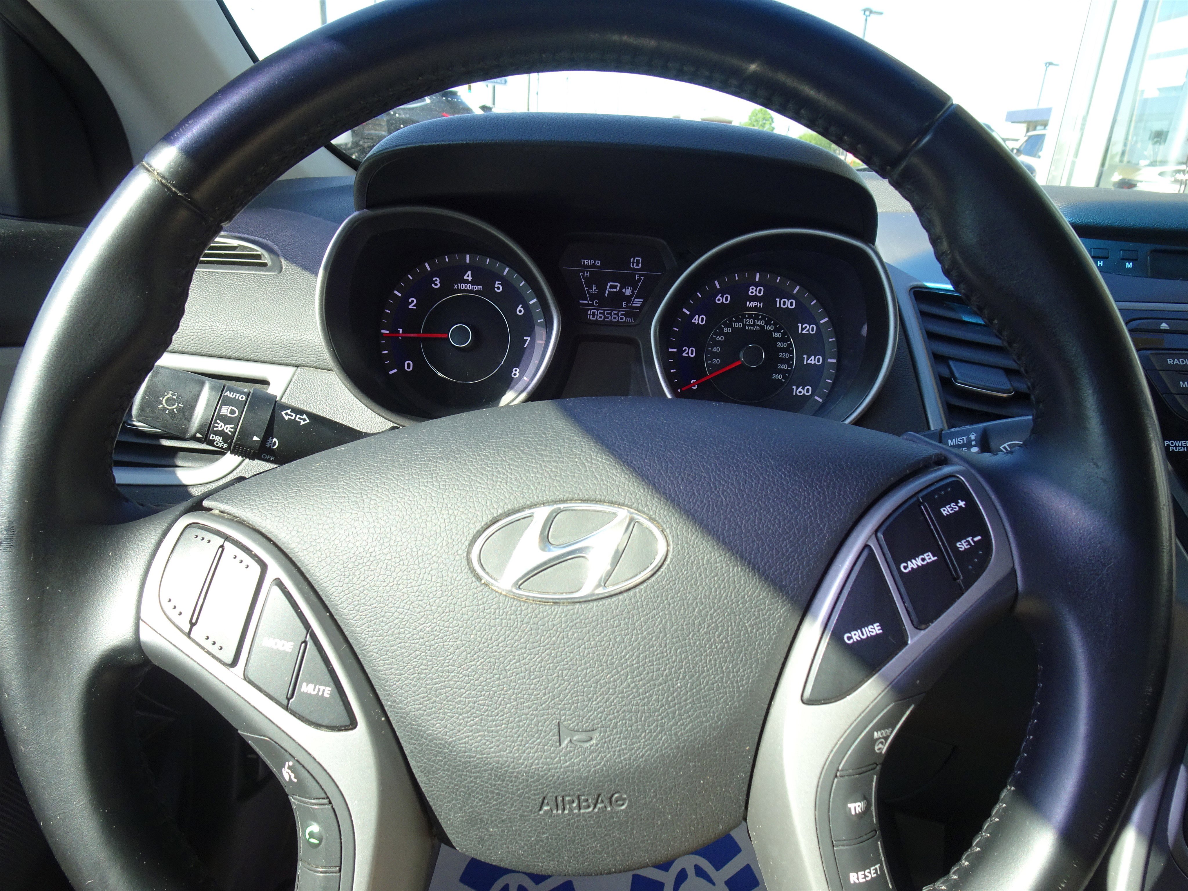 Used 2015 Hyundai Elantra Limited FWD image 19