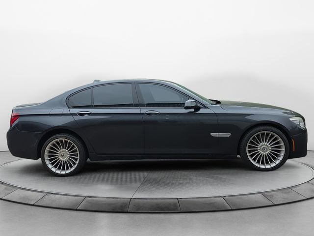 Used 2015 BMW 750i RWD image 6