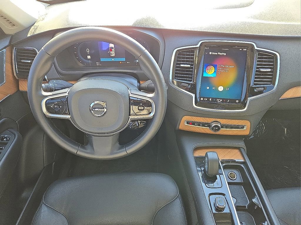 Certified 2025 Volvo XC90 B6 Ultra image 19