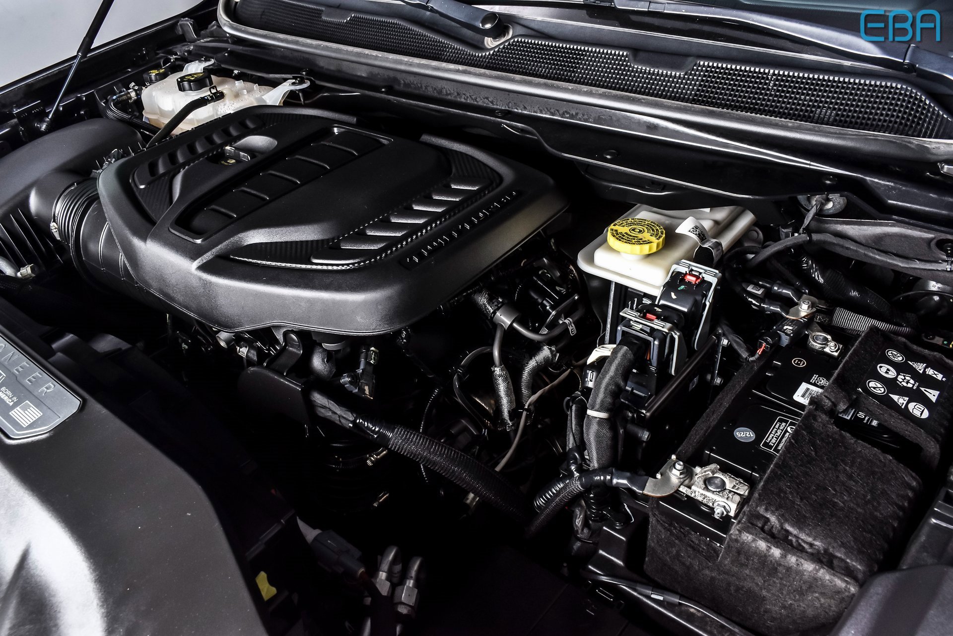 Used 2023 Jeep Wagoneer L Series III w/ Premium Group I image 13