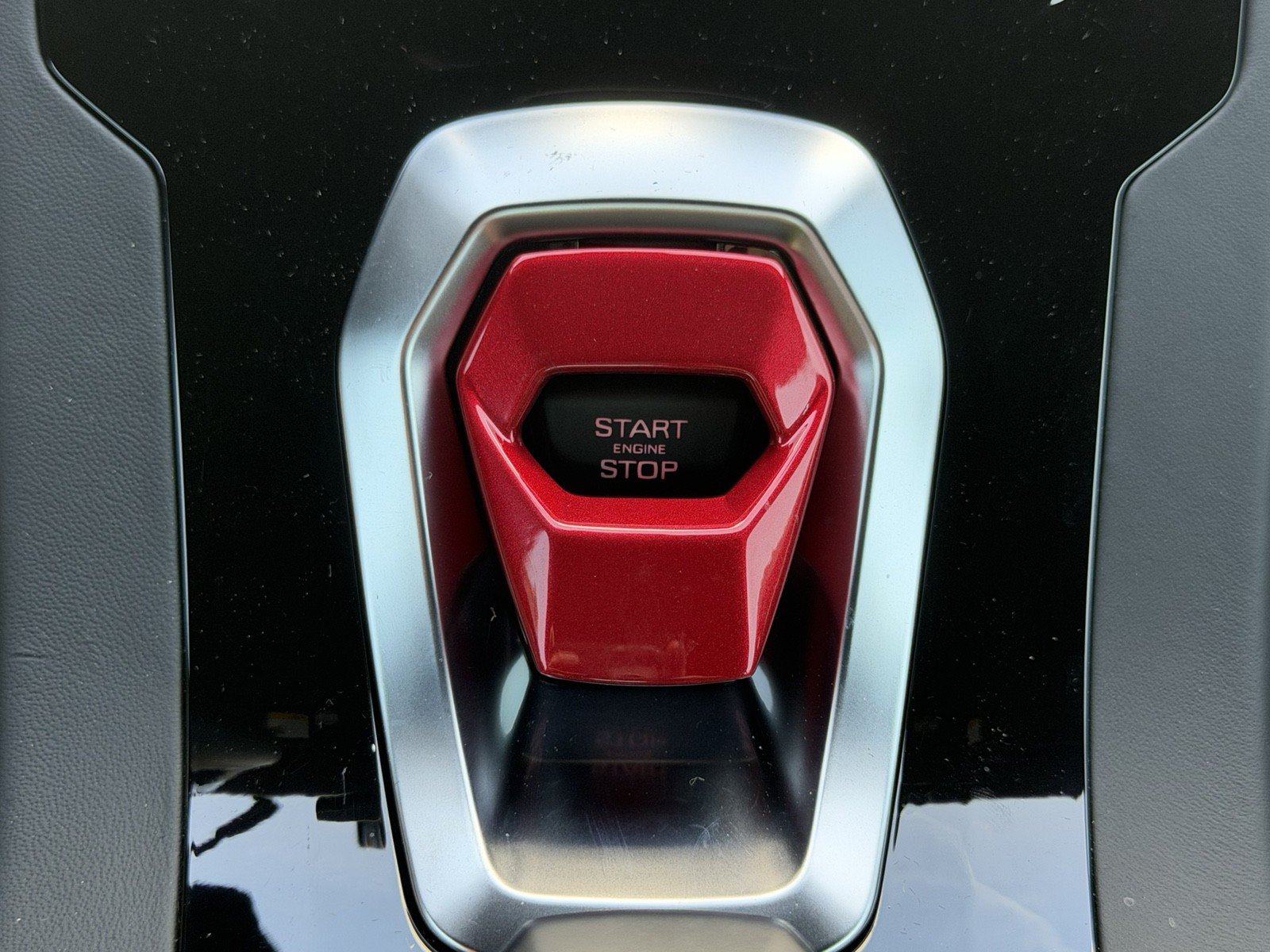 Used 2023 Lamborghini Huracan EVO RWD image 17