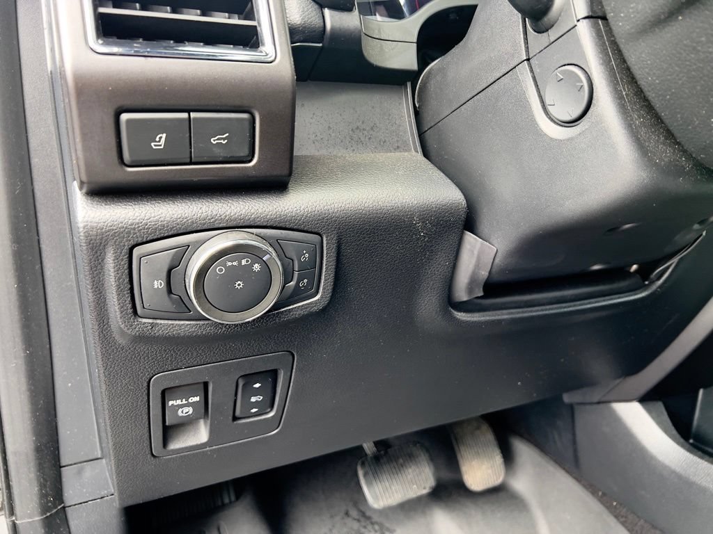 Used 2021 Ford Expedition Limited RWD image 22