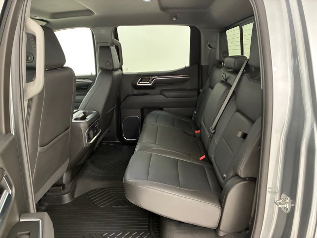 Used 2025 Chevrolet Silverado 1500 LTZ AWD/4WD image 18