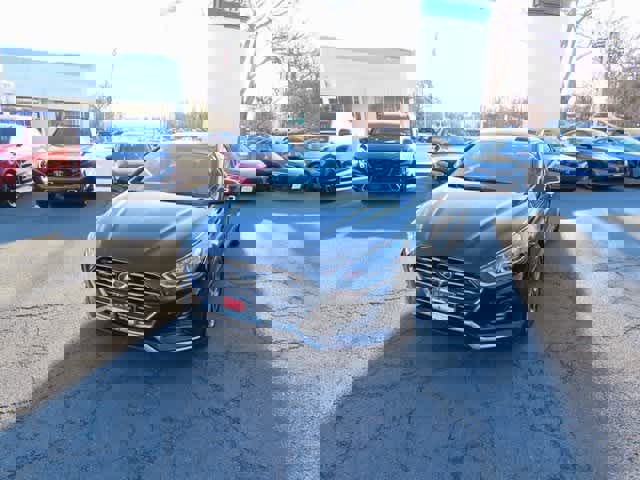 Used 2019 Hyundai Sonata Plug-In Hybrid image 1