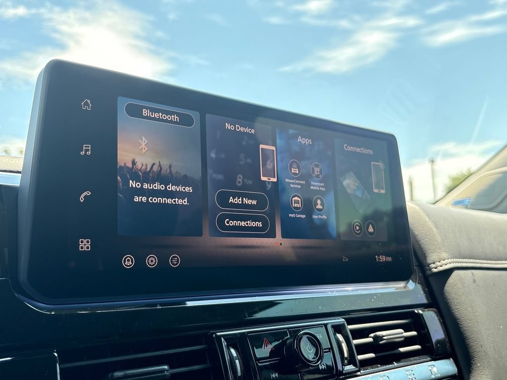 New 2026 Nissan Pathfinder Platinum FWD image 16