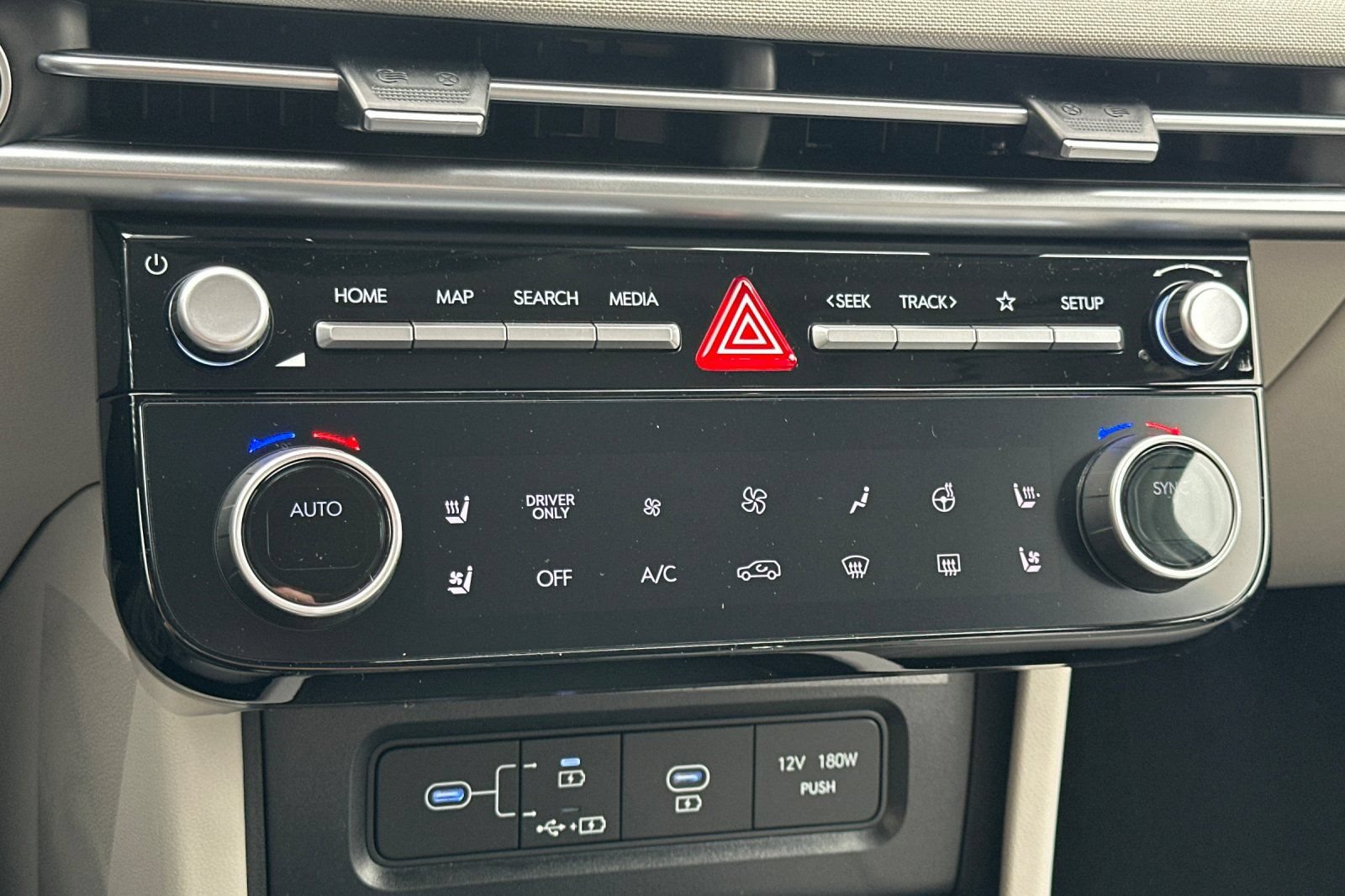 New 2026 Hyundai Tucson Limited AWD/4WD image 20