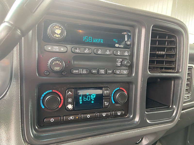 Used 2003 Chevrolet Avalanche 4x4 w/ Suspension Package, Off-Road image 13