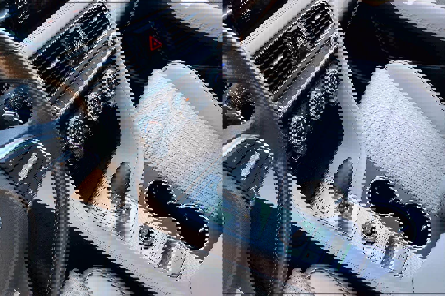 Used 2023 Genesis G70 2.0T w/ Sport Prestige Package image 16