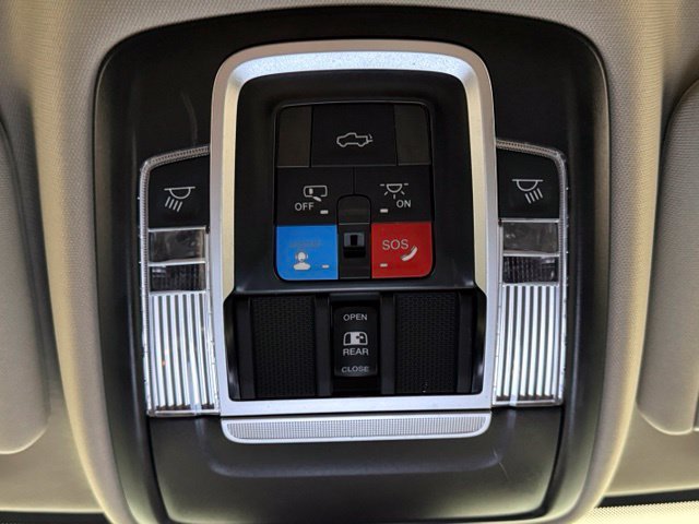 Used 2024 RAM 2500 Laramie AWD/4WD image 29
