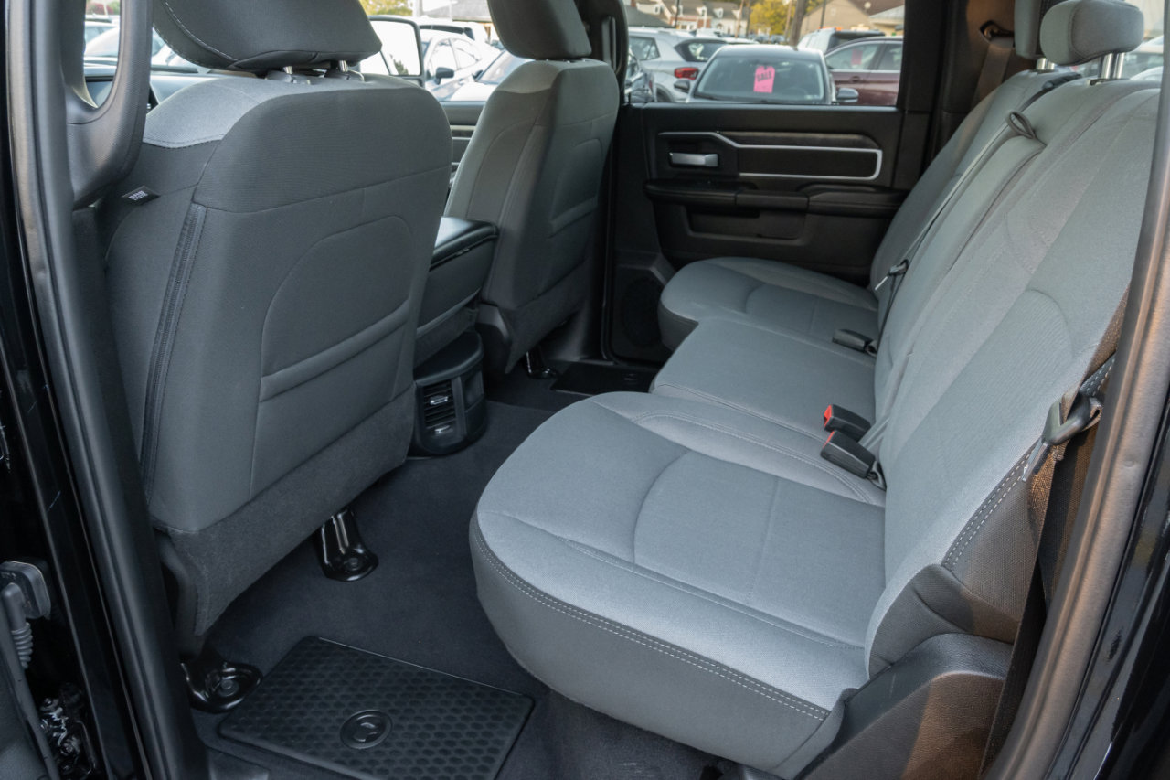 Used 2024 RAM 2500 Big Horn w/ Bed Utility Group image 20