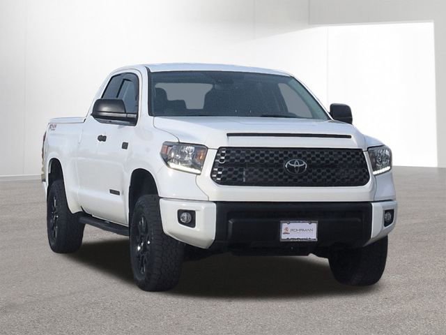 Used 2020 Toyota Tundra SR5 image 3