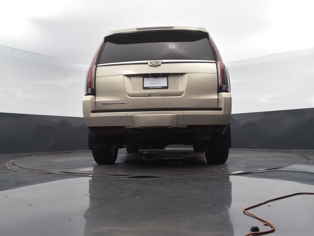 Used 2017 Cadillac Escalade Platinum image 59