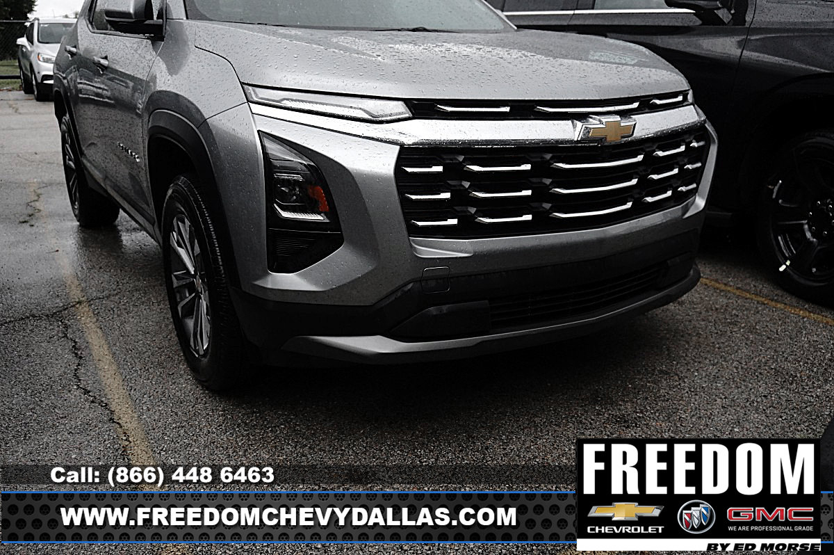 Used 2026 Chevrolet Equinox LT FWD image 2