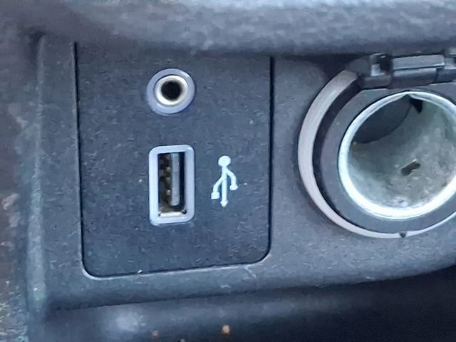 Used 2021 Nissan Kicks S image 24