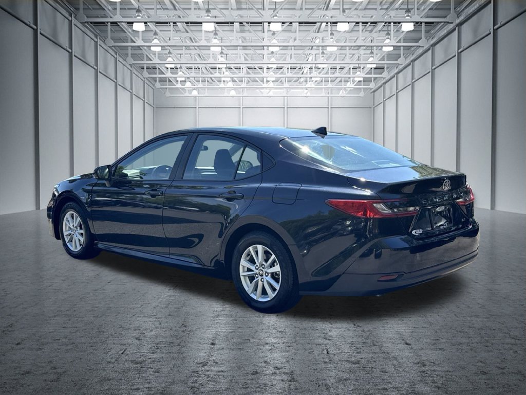 Used 2025 Toyota Camry LE FWD image 6