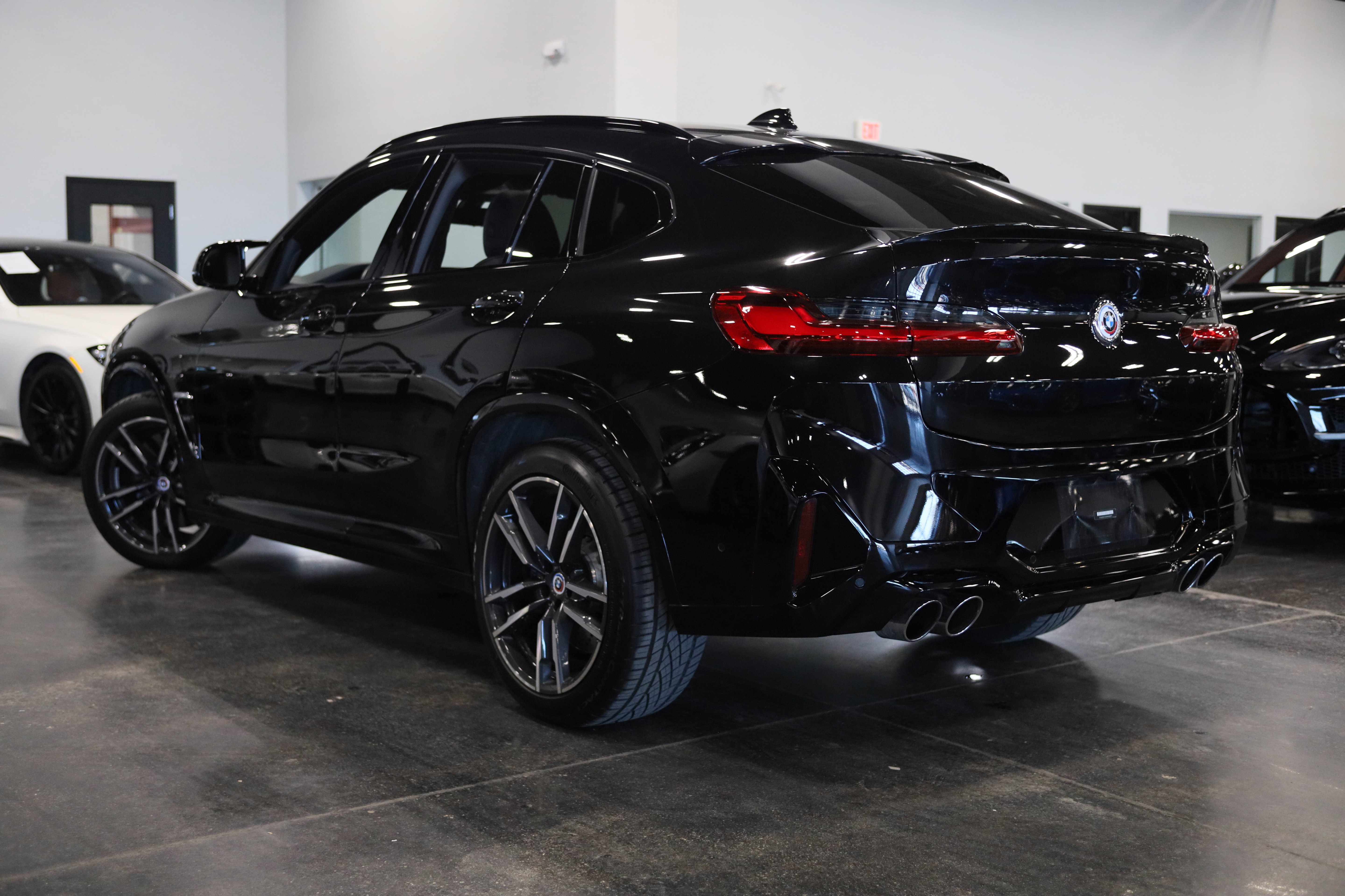 Used 2022 BMW X4 M AWD/4WD image 4