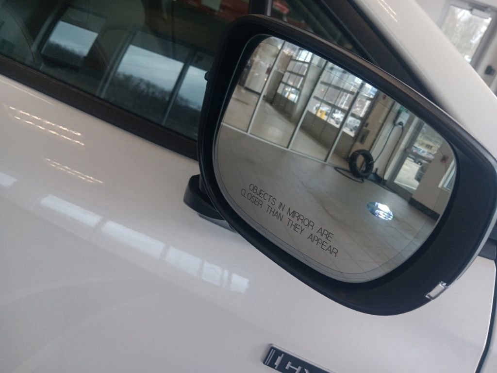 New 2026 Subaru Crosstrek 2.5i Limited w/ Crosstrek Mirror Package image 21