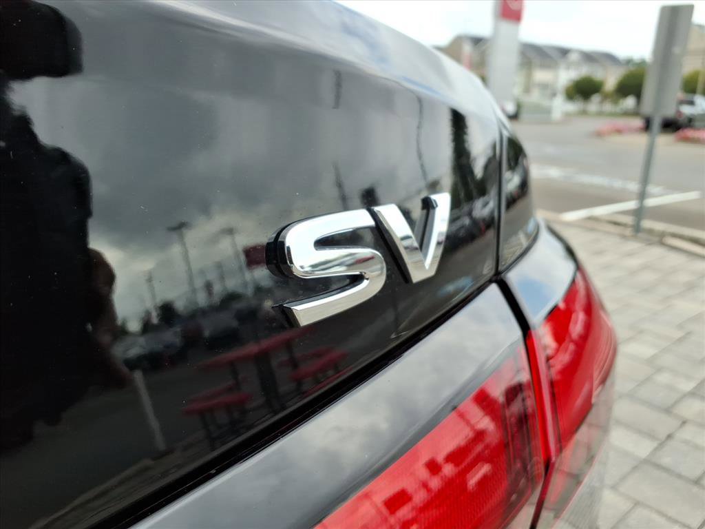 Certified 2023 Nissan Versa SV w/ Trunk Package image 18
