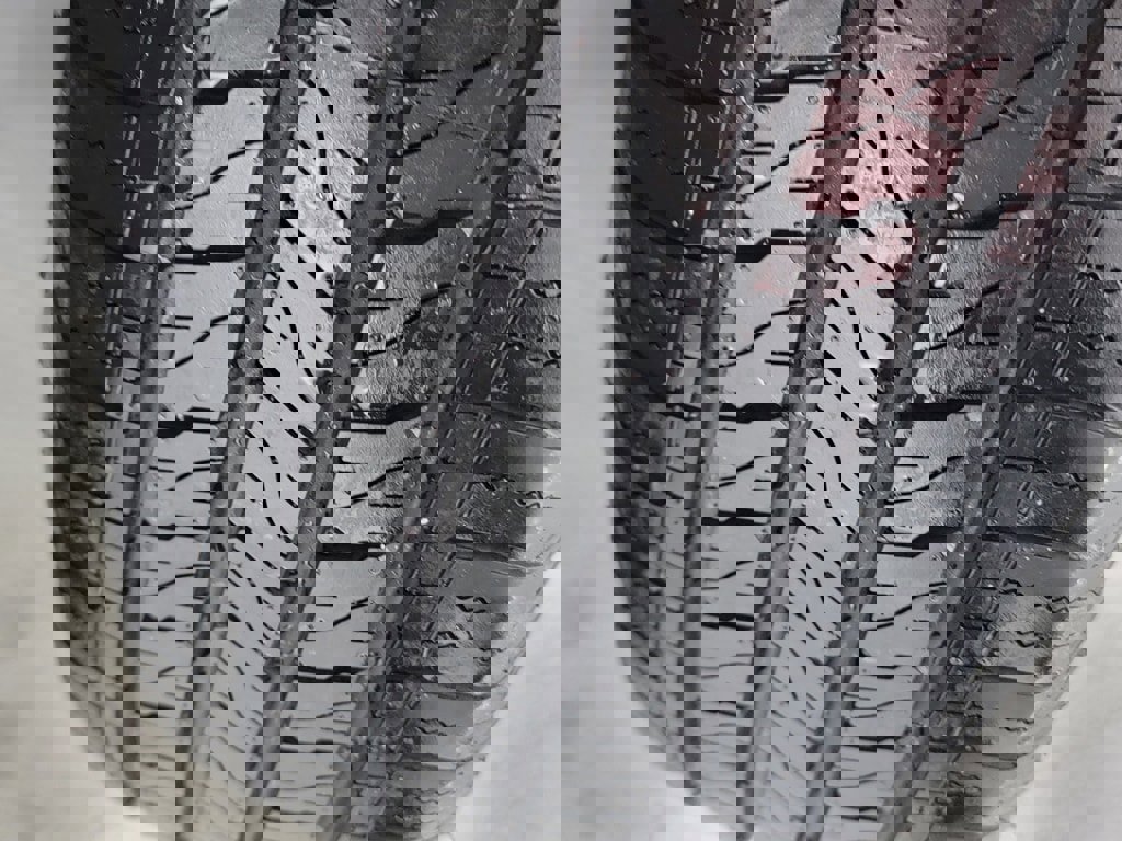 Used 2018 Toyota RAV4 LE image 26