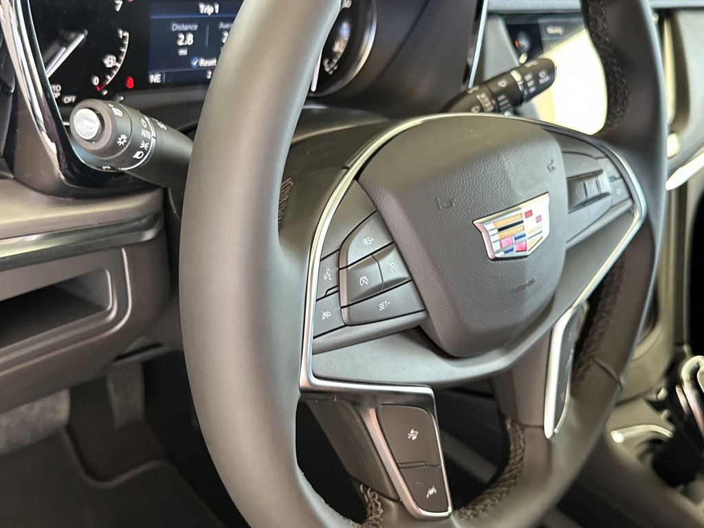 New 2026 Cadillac XT5 Luxury image 20