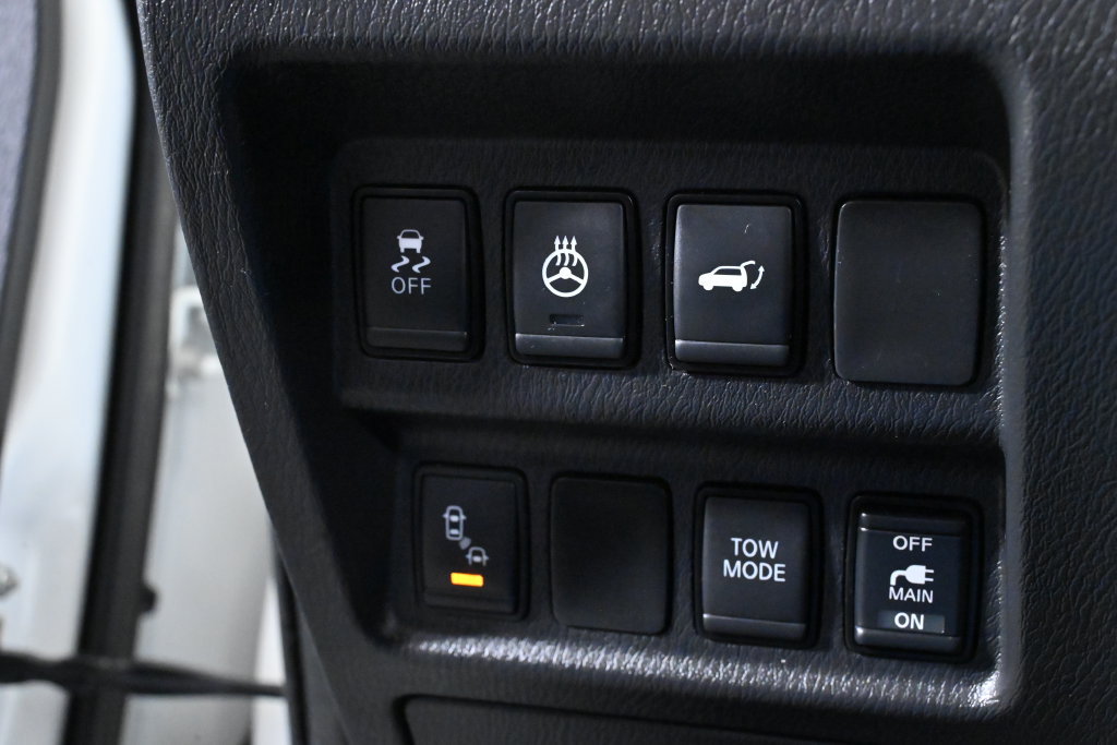 Used 2019 Nissan Pathfinder SL w/ SL Premium Package AWD/4WD image 27