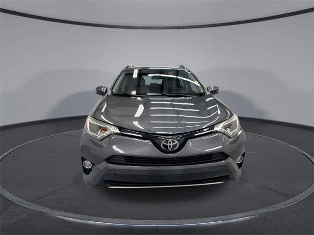 Used 2018 Toyota RAV4 XLE image 3