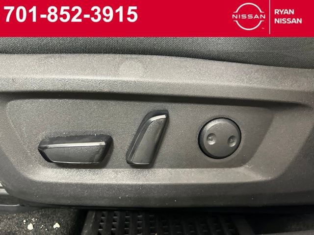 Certified 2023 Nissan Rogue SV image 26