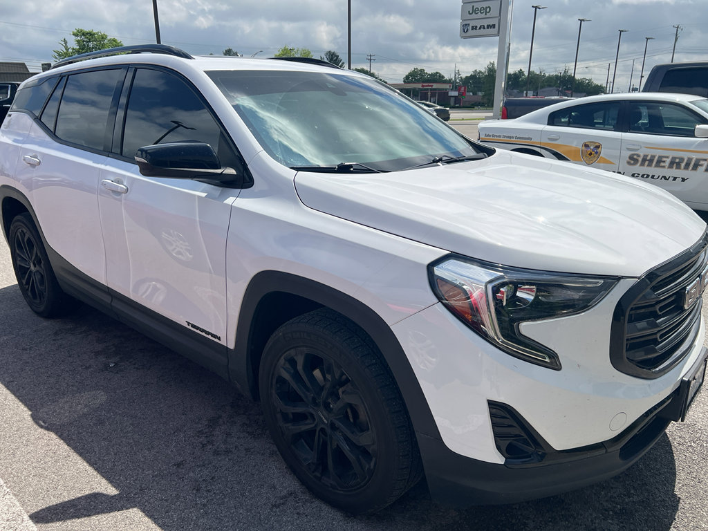 Used 2020 GMC Terrain SLT w/ Preferred Package AWD/4WD image 10