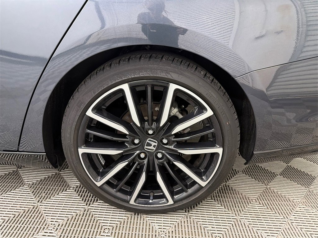 Used 2023 Honda Accord Touring image 20