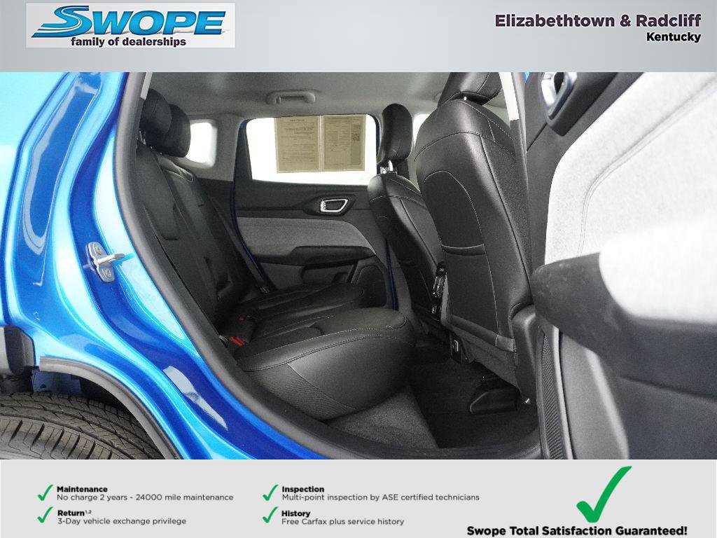 Used 2022 Jeep Compass Latitude image 9