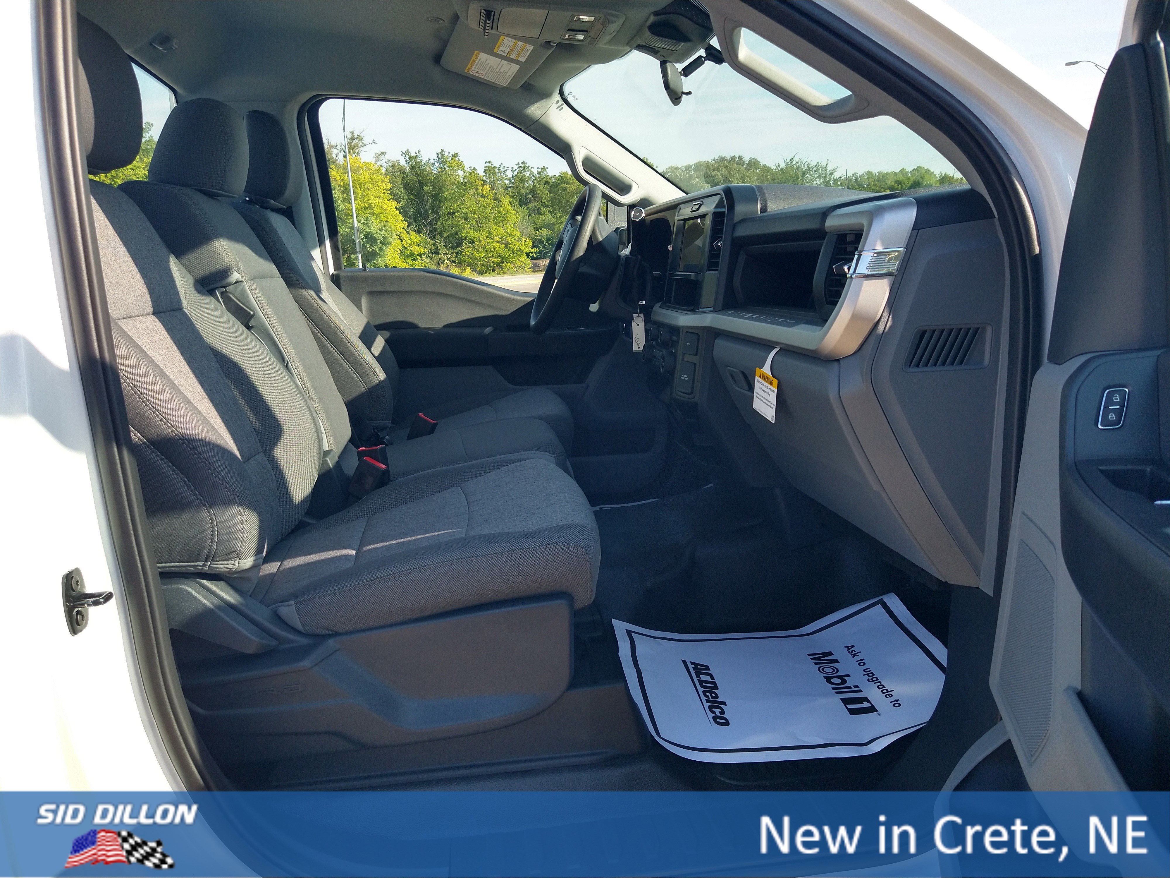 New 2026 Ford F250 XL w/ XL Chrome Package image 4