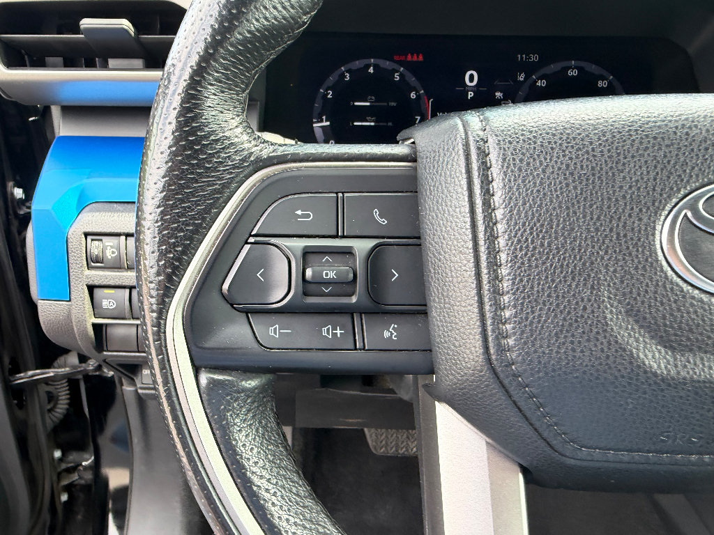 Used 2024 Toyota Tacoma TRD Off-Road AWD/4WD image 23