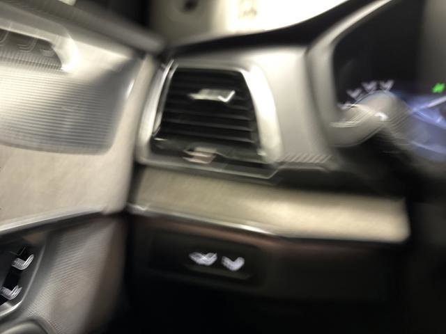 Used 2024 Volvo XC90 T8 Ultimate w/ Protection Package Premier image 25