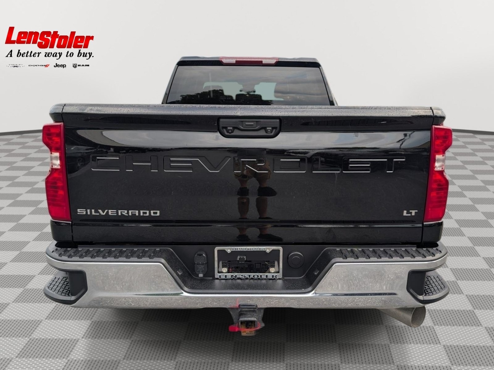 Used 2025 Chevrolet Silverado 2500 LT w/ Convenience Package AWD/4WD image 4
