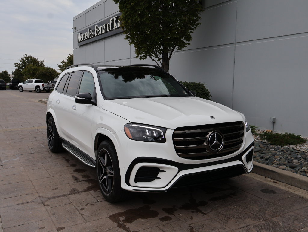 Certified 2024 Mercedes-Benz GLS 450 4MATIC image 1