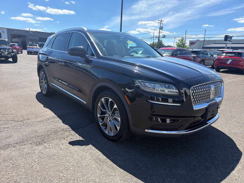 Certified 2022 Lincoln Nautilus Reserve AWD/4WD image 8
