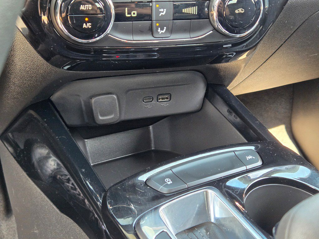 Certified 2026 Chevrolet Trax LT FWD image 27