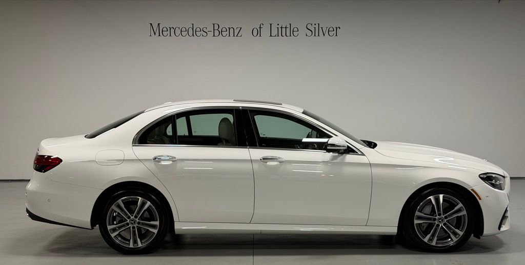 Used 2023 Mercedes-Benz E 350 4MATIC Sedan image 7