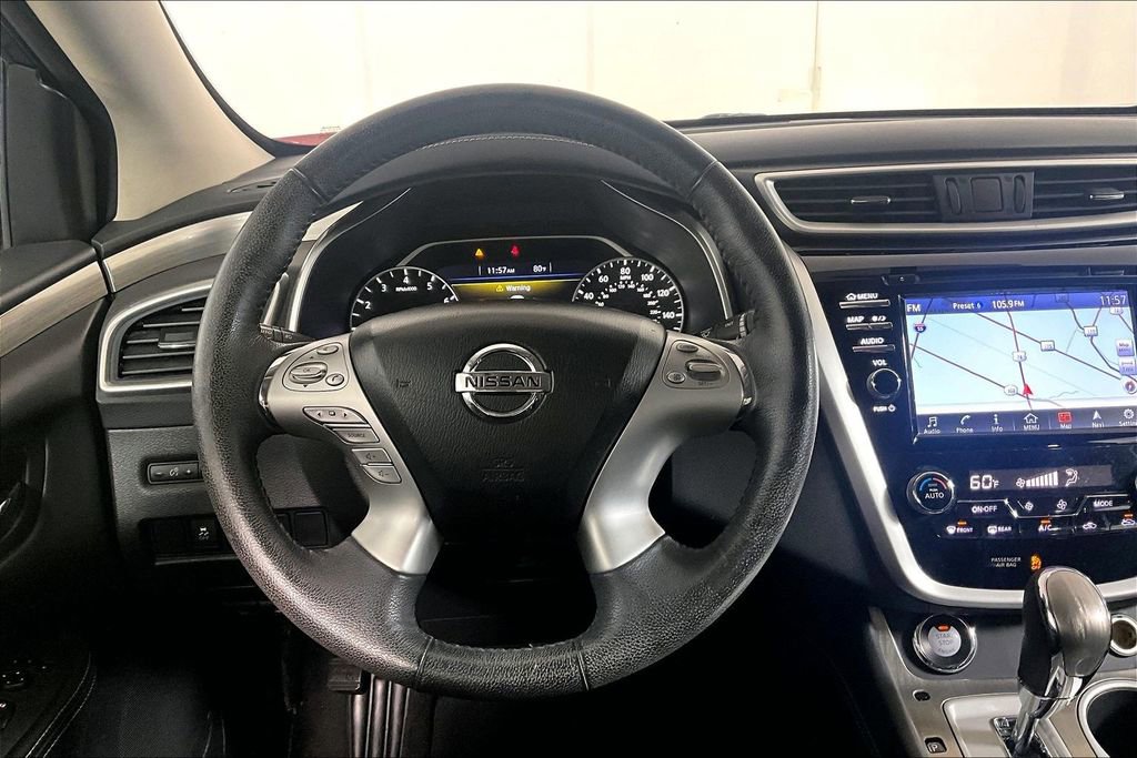 Used 2017 Nissan Murano SV image 5
