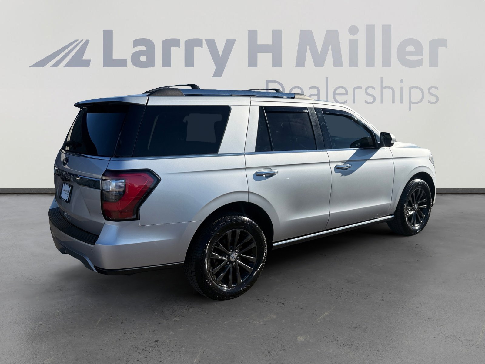 Used 2019 Ford Expedition Limited image 5