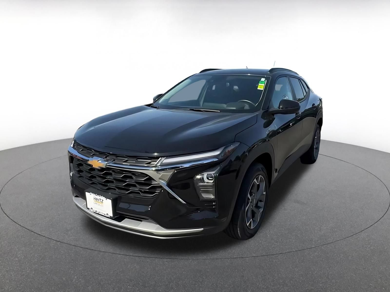 Used 2025 Chevrolet Trax LT w/ LT Convenience Package FWD image 6