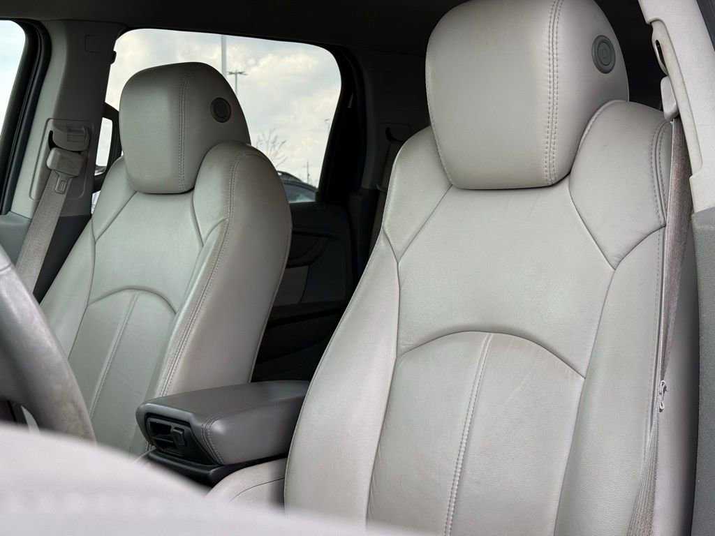 Used 2015 GMC Acadia SLT AWD/4WD image 12