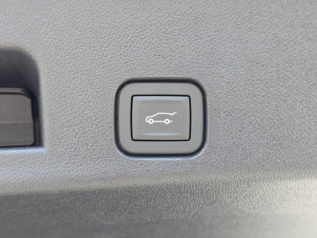 New 2026 Chevrolet Traverse Z71 w/ Enhanced Driving Package image 12